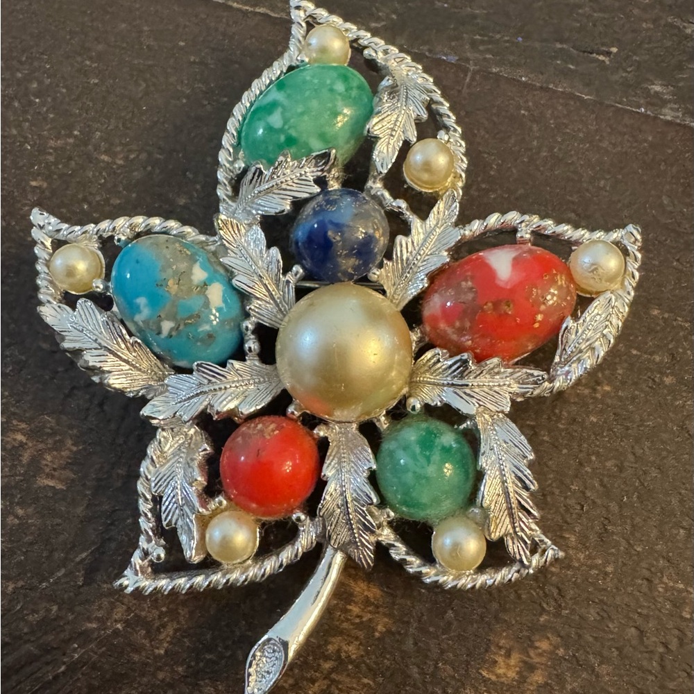Sarah Coventry Multicolor Leaf Brooch
